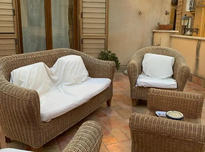 ベッド・アンド・ブレックファスト La Terrazza Sul Corso Center