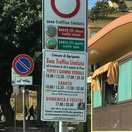 La Terrazza Sul Corso Center Frühstückspension Agrigent