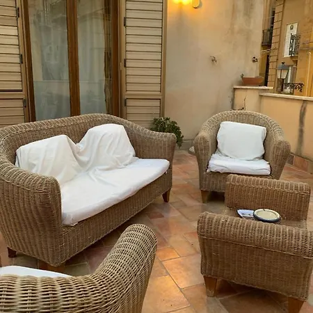Frühstückspension La Terrazza Sul Corso Center